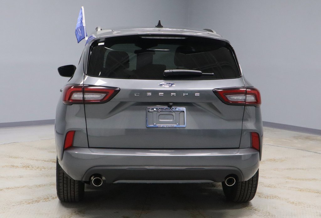 Certified 2024 Ford Escape ST-Line image 4