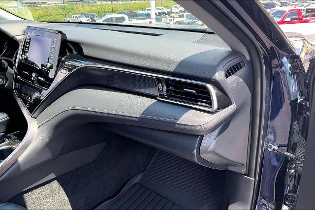 Used 2022 Toyota Camry SE FWD image 16