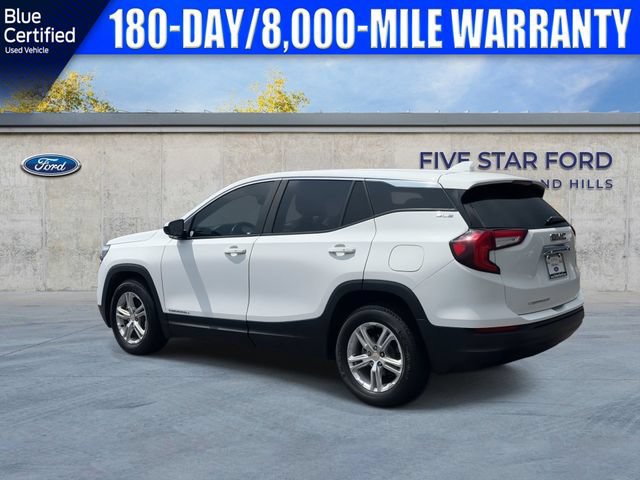 Used 2022 GMC Terrain SLE w/ LPO, Floor Liner Package FWD image 8