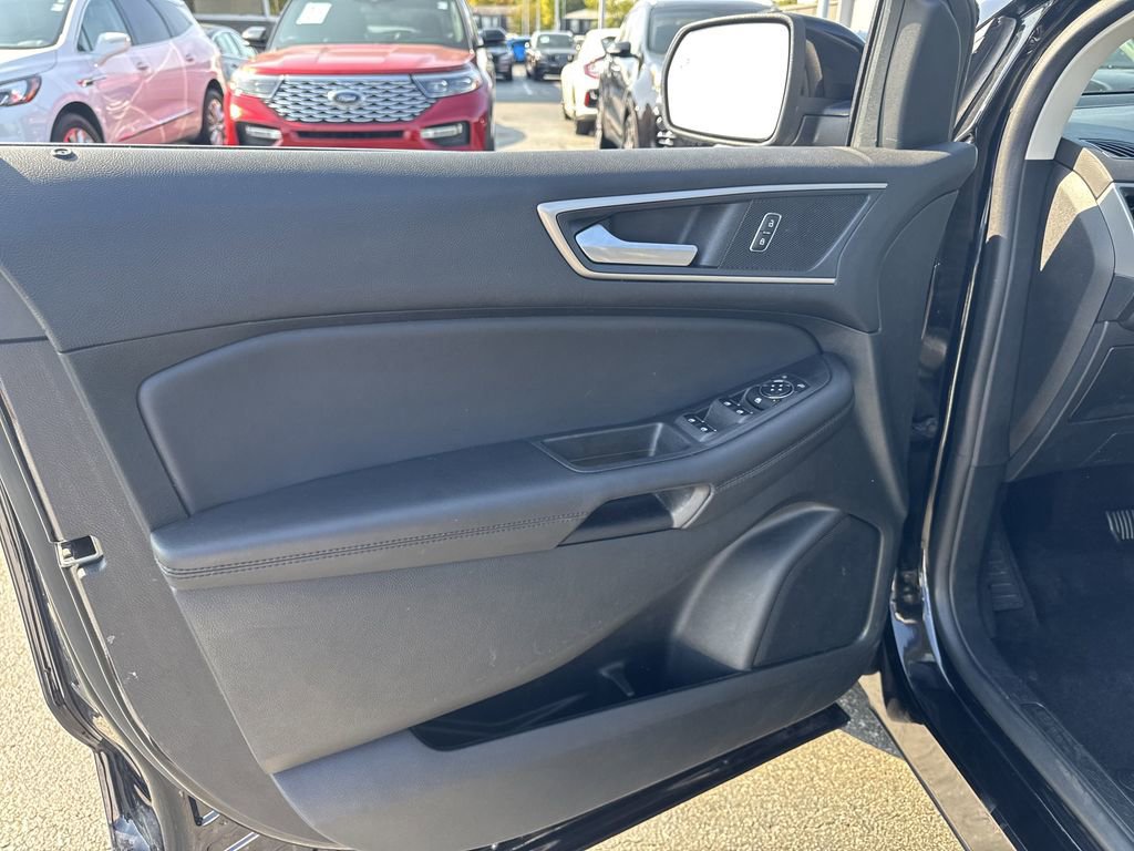 Certified 2024 Ford Edge SEL image 23