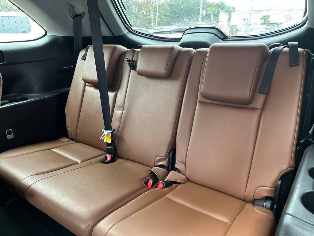 Used 2019 Toyota Highlander FWD V6 image 13