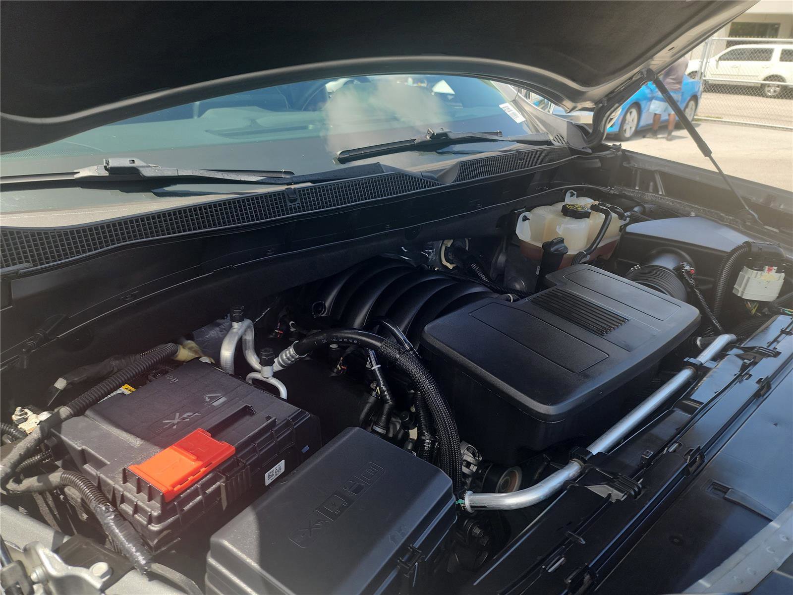 Used 2023 Chevrolet Suburban Premier image 14