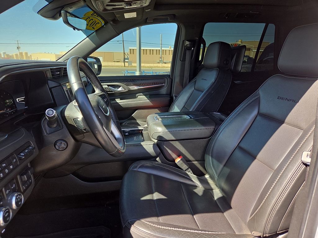 Used 2022 GMC Yukon Denali w/ Denali Ultimate Package image 23