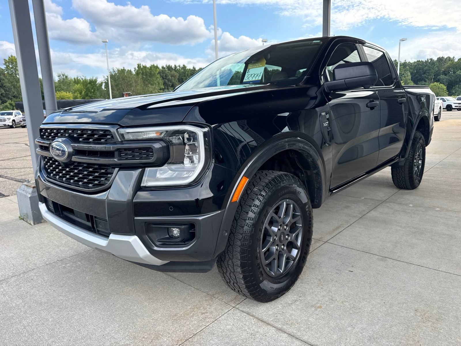 Certified 2024 Ford Ranger XLT w/ Technology Package AWD/4WD image 3