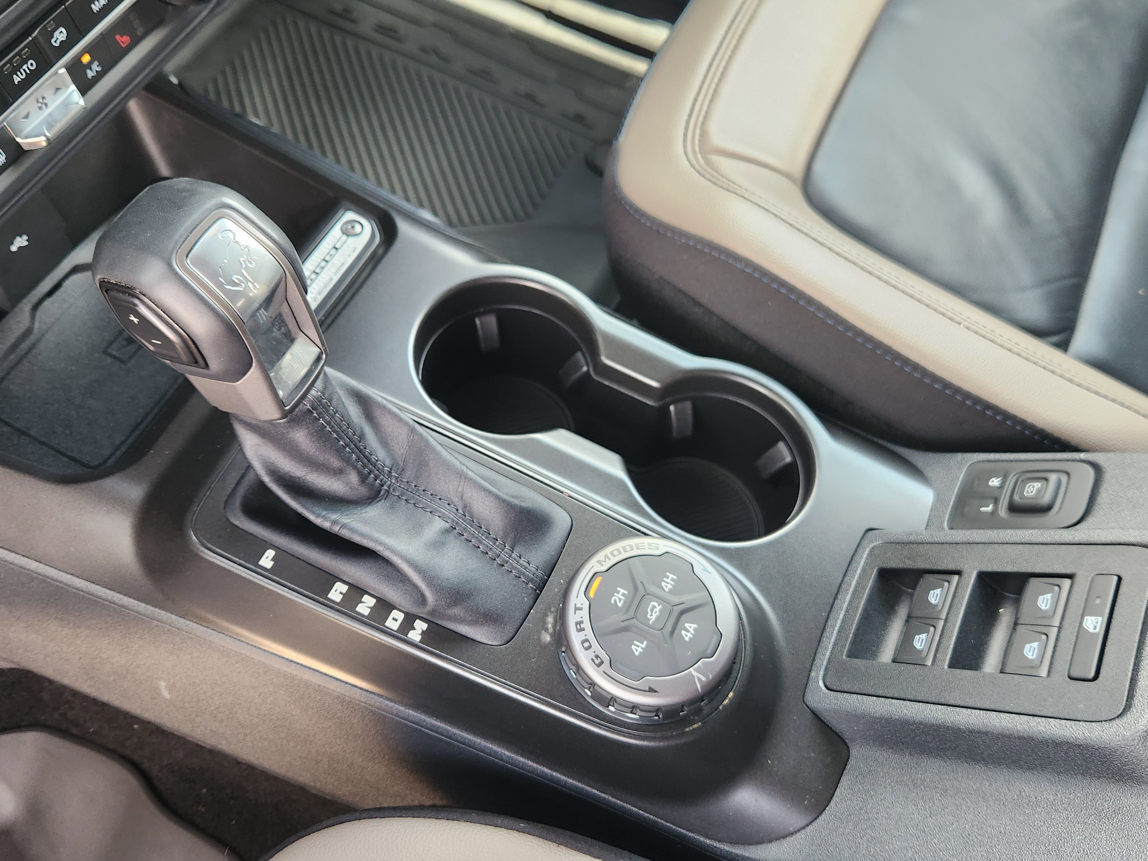 Certified 2023 Ford Bronco Wildtrak AWD/4WD image 15