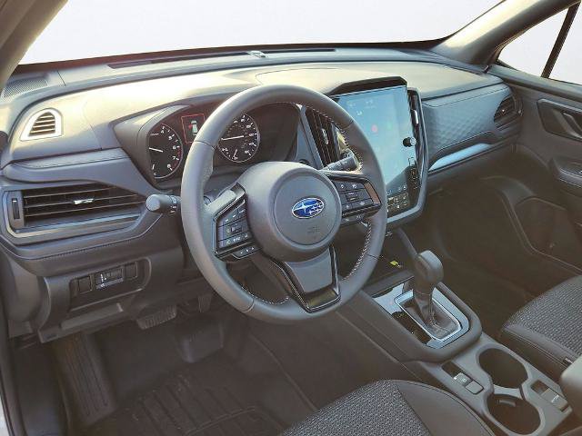 Used 2025 Subaru Forester Premium AWD/4WD image 9