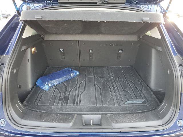 Used 2024 Chevrolet Trax LT w/ Sunroof Package image 27