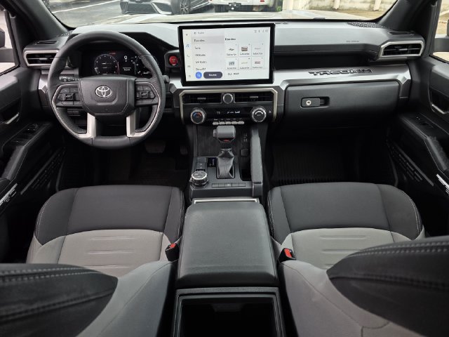 Used 2026 Toyota Tacoma TRD Off-Road AWD/4WD image 8