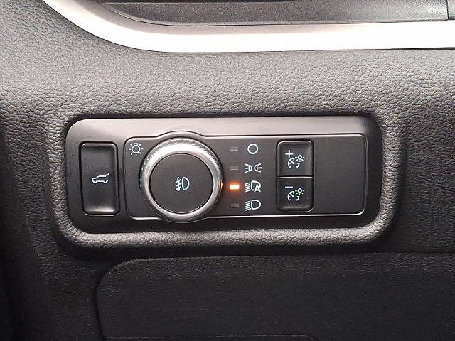 Certified 2023 Ford Explorer XLT w/ Equipment Group 202A image 25