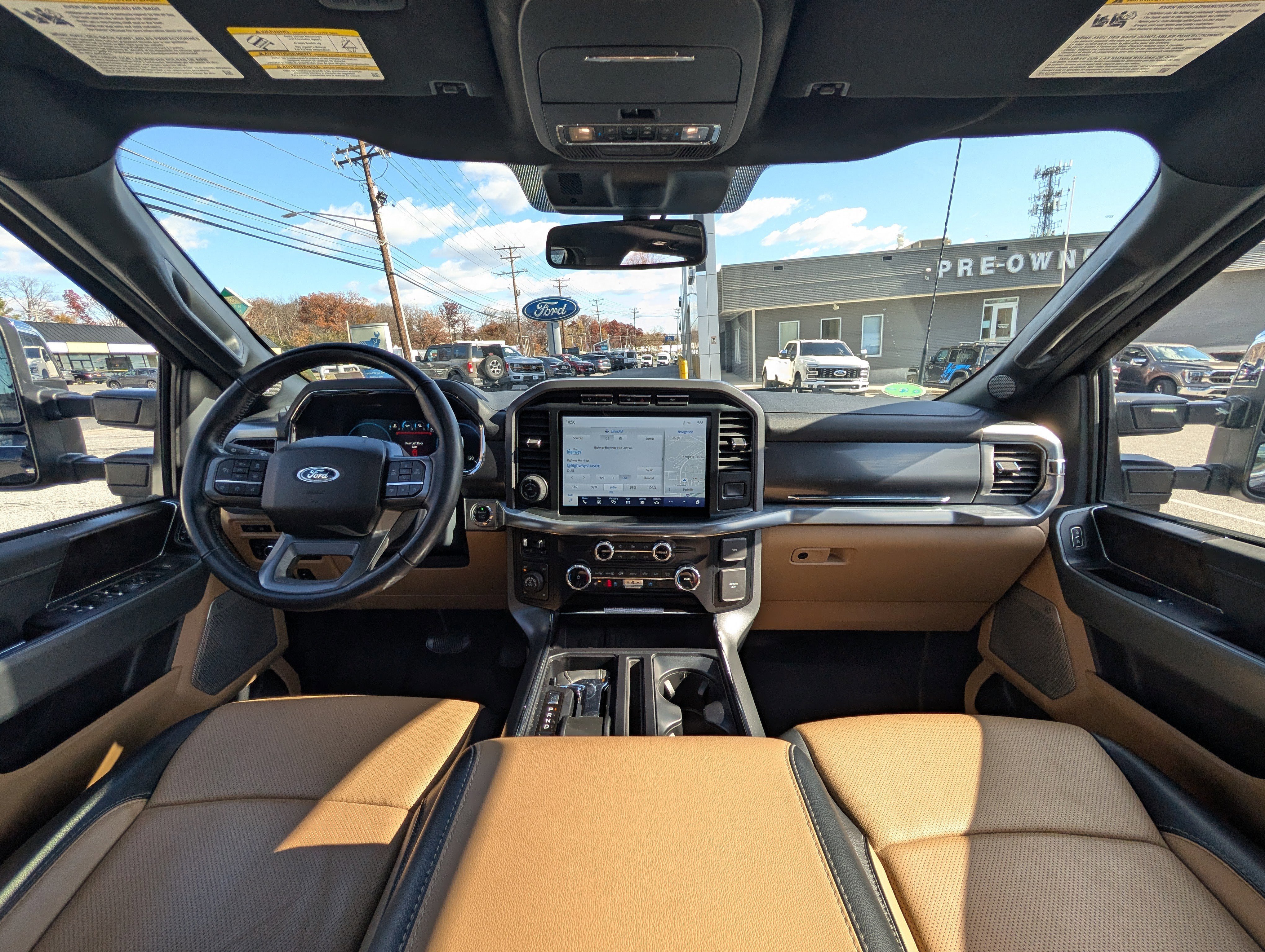 Certified 2022 Ford F150 Lariat w/ Equipment Group 502A High image 19