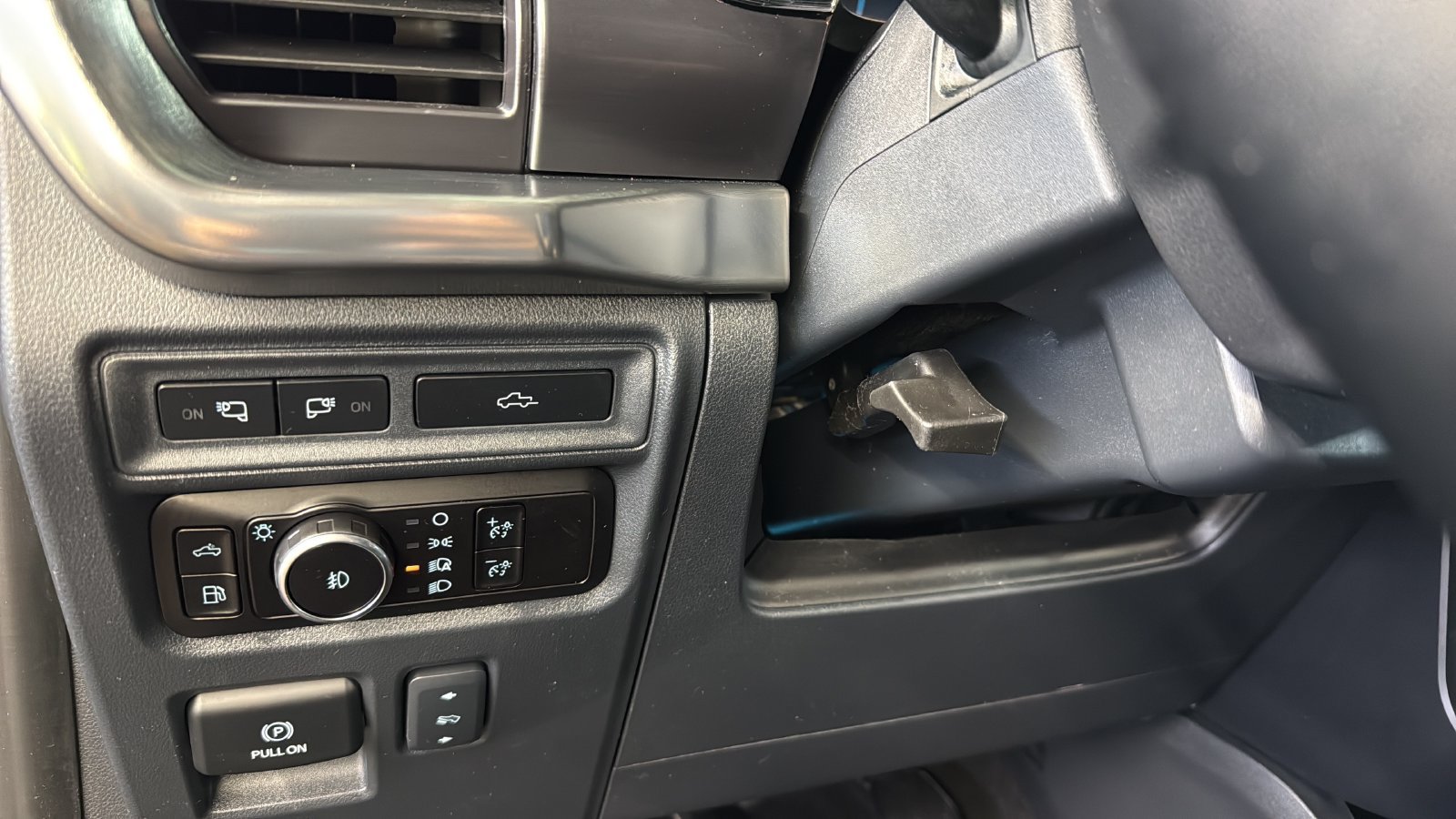 Certified 2023 Ford F150 Lariat AWD/4WD image 17