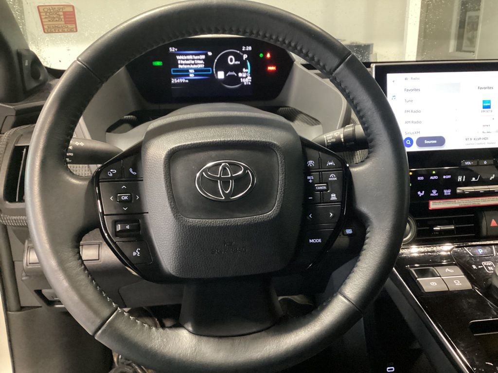 Used 2023 Toyota bZ4X AWD image 16