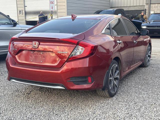 Used 2019 Honda Civic Touring image 4