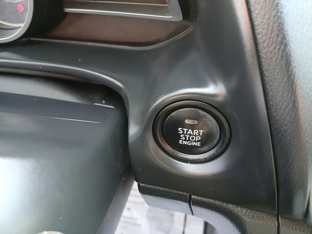 Used 2017 MAZDA MAZDA3 Sport FWD image 17