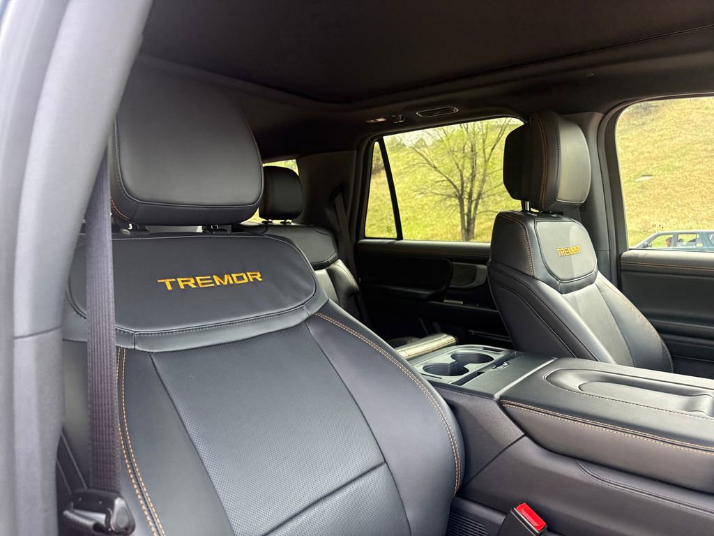 Certified 2026 Ford Expedition Tremor AWD/4WD image 33
