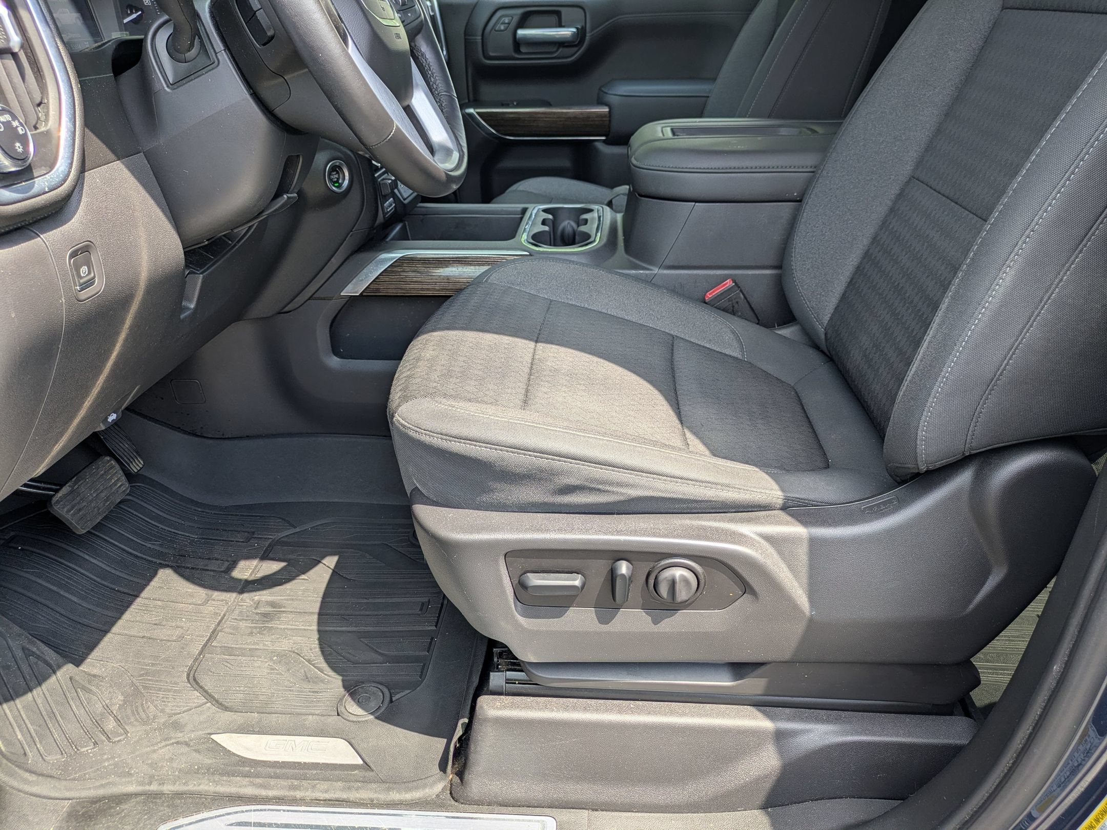 Used 2021 GMC Sierra 1500 Elevation w/ Preferred Package AWD/4WD image 13