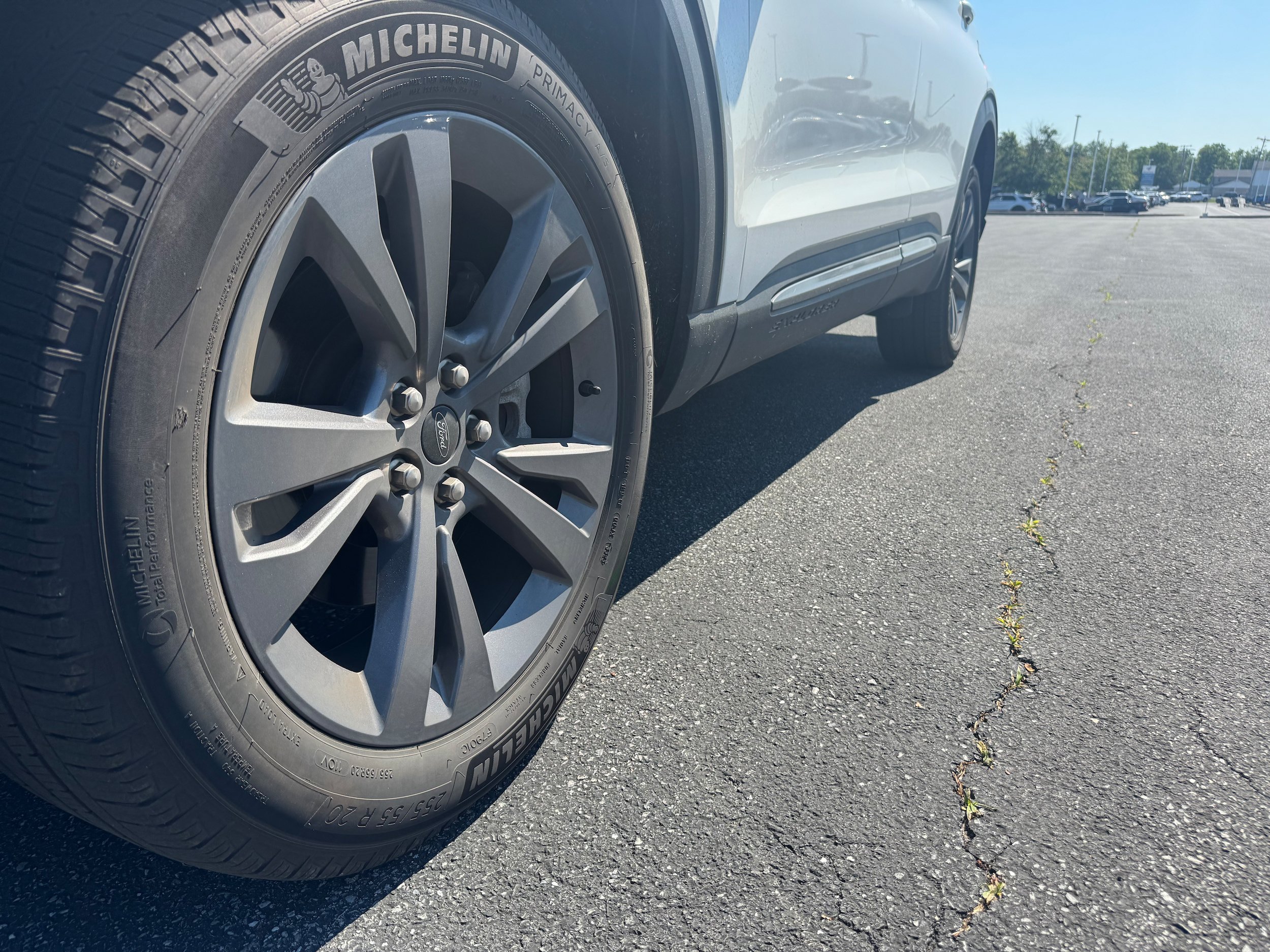Certified 2023 Ford Explorer XLT w/ Equipment Group 202A AWD/4WD image 21