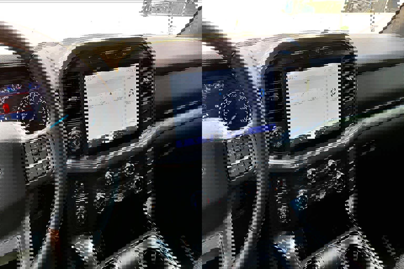 Certified 2022 Ford F150 XLT w/ Equipment Group 302A High image 11