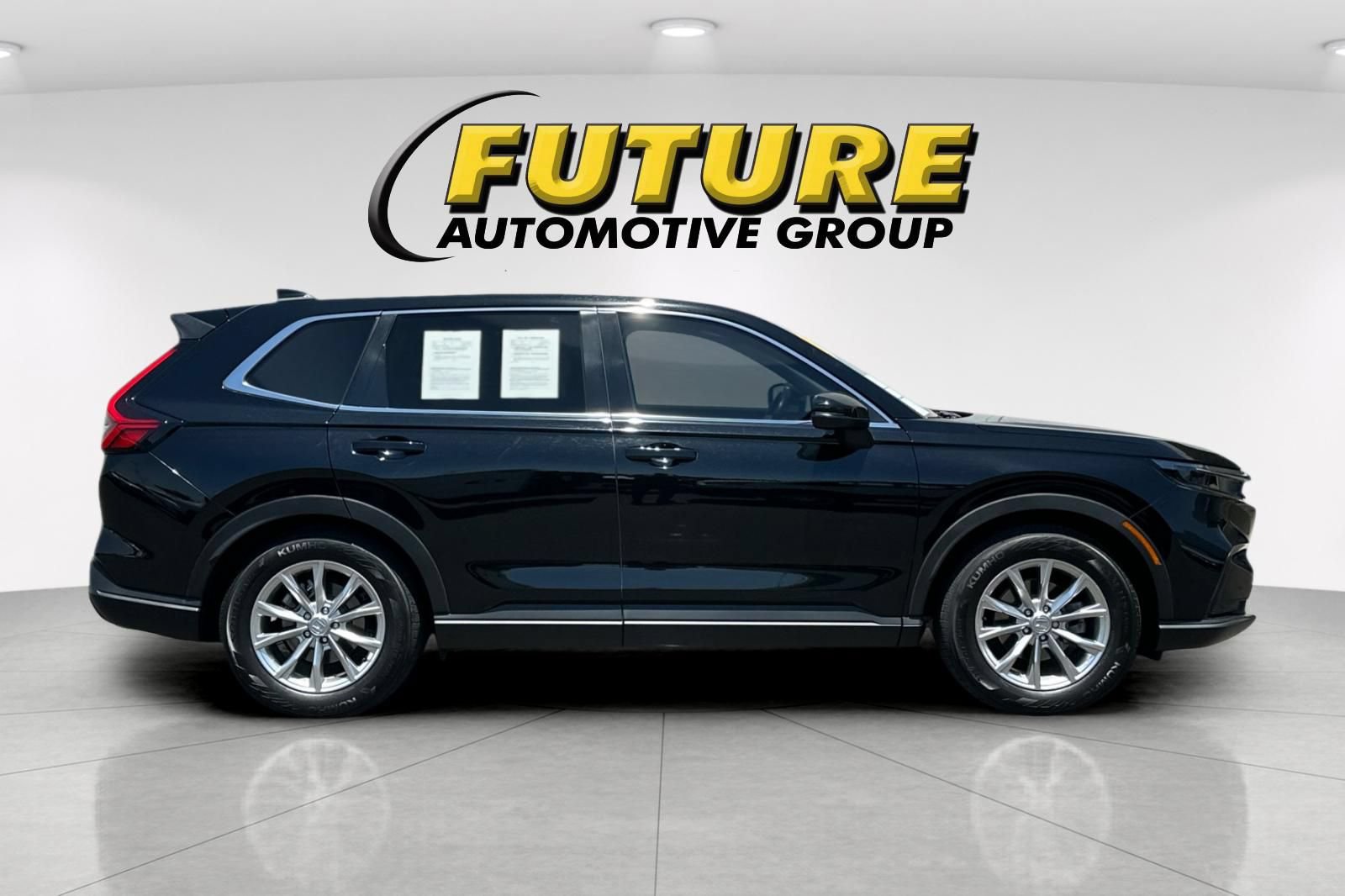 Used 2023 Honda CR-V EX-L image 2