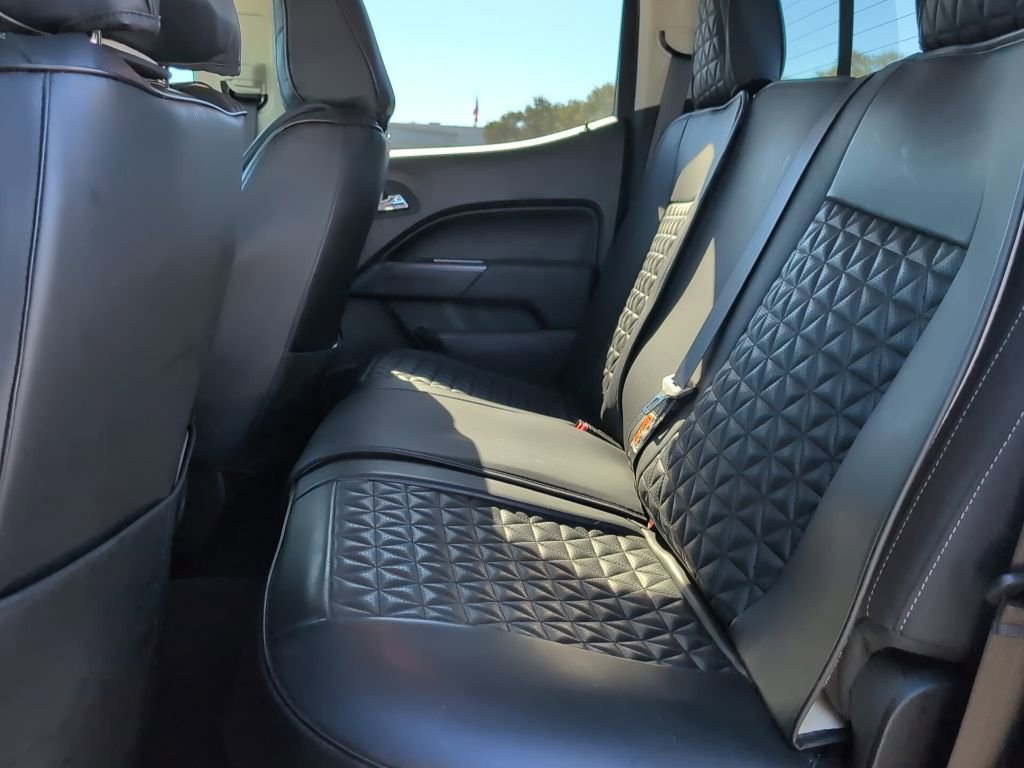 Used 2022 Chevrolet Colorado LT w/ LT Convenience Package image 11