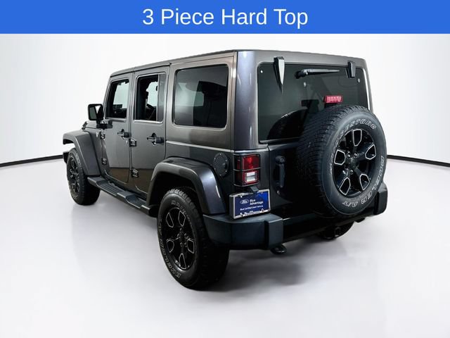 Used 2017 Jeep Wrangler Unlimited Sahara AWD/4WD image 7