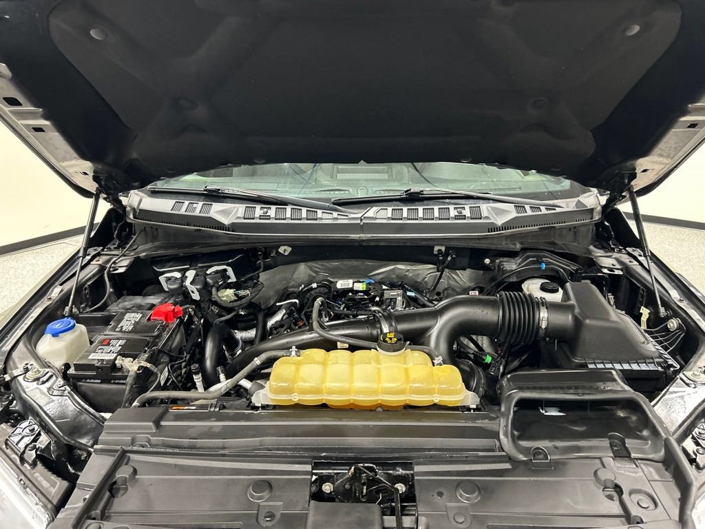 Certified 2019 Ford F150 XLT w/ Equipment Group 302A Luxury AWD/4WD image 32