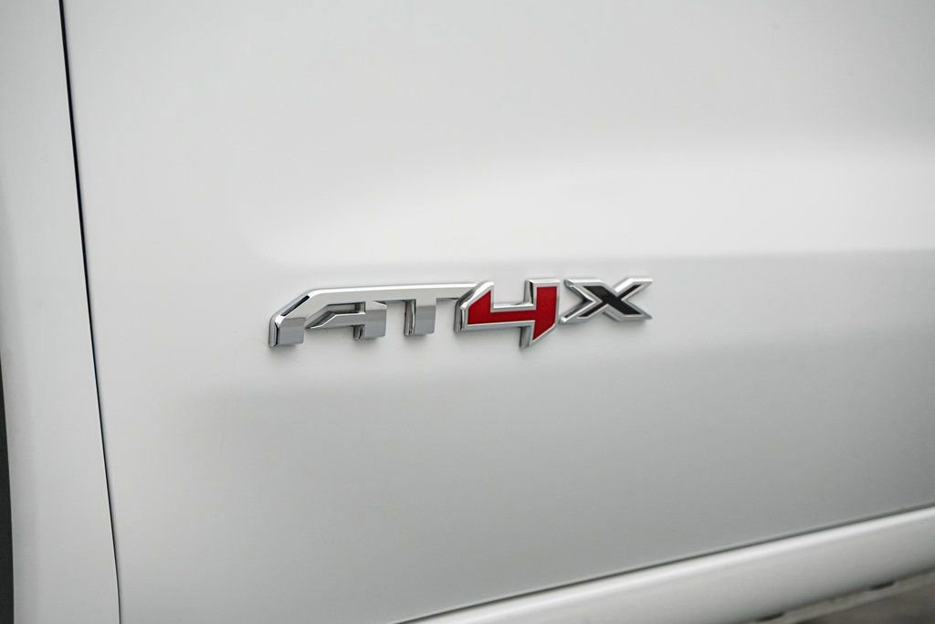 Used 2024 GMC Sierra 1500 AT4X image 12
