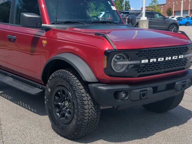 Certified 2025 Ford Bronco Badlands w/ Sasquatch Package AWD/4WD image 10