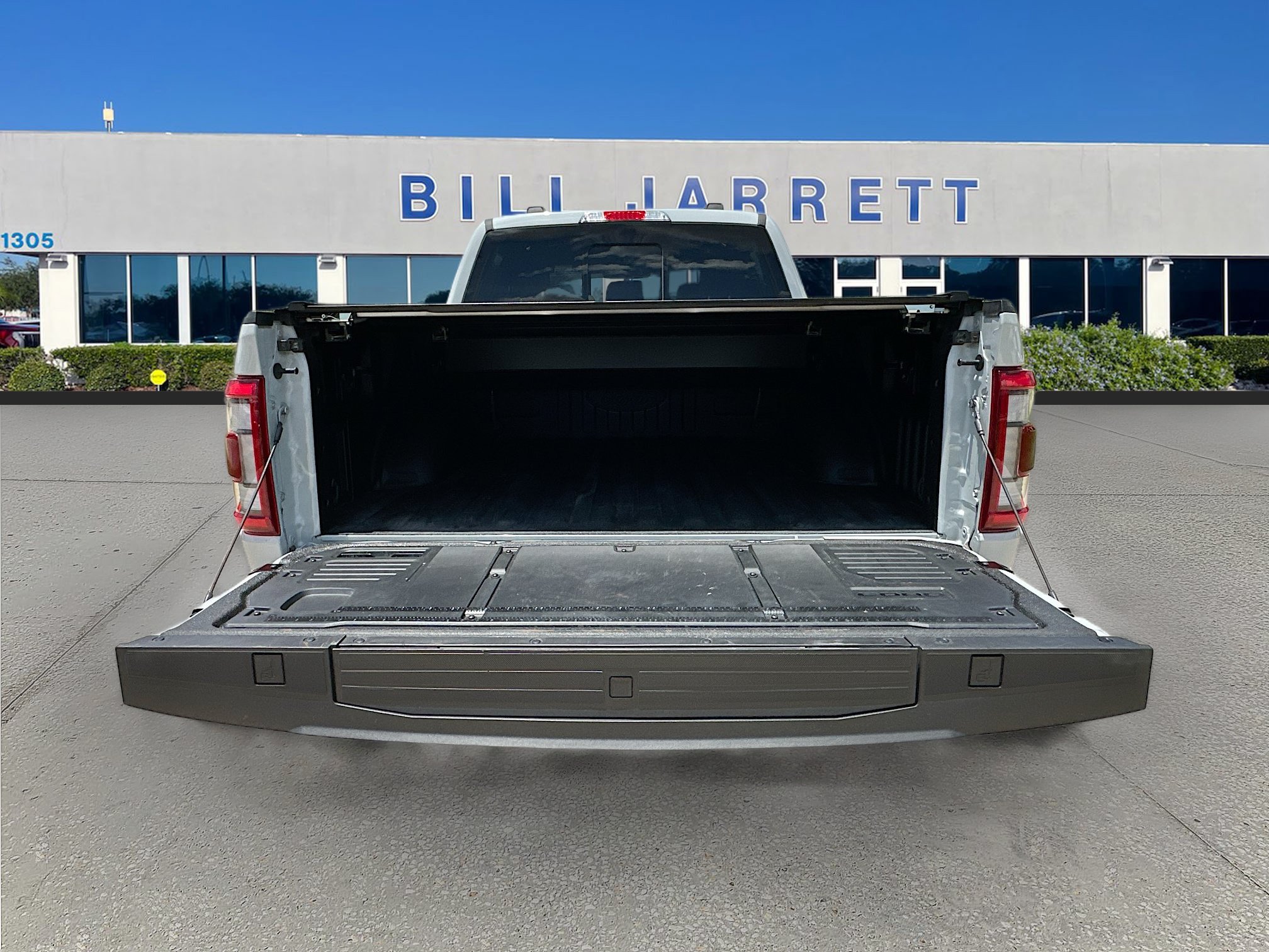 Certified 2023 Ford F150 Lariat w/ Equipment Group 502A High AWD/4WD image 26
