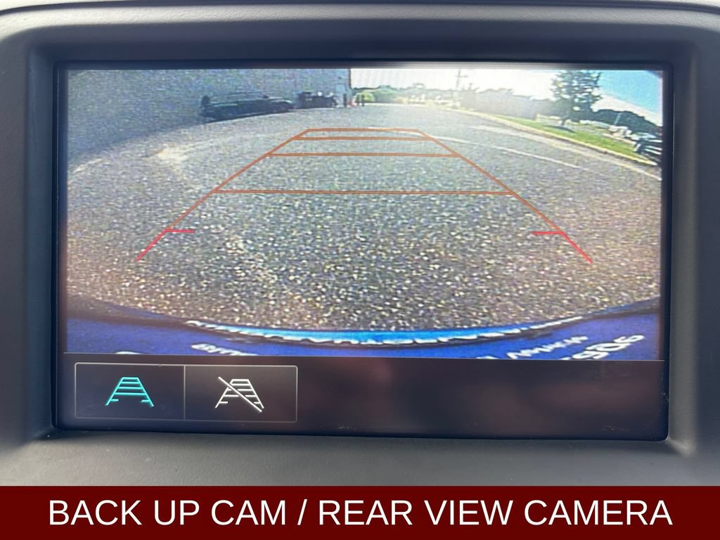 Used 2018 Chevrolet Camaro LT RWD image 6
