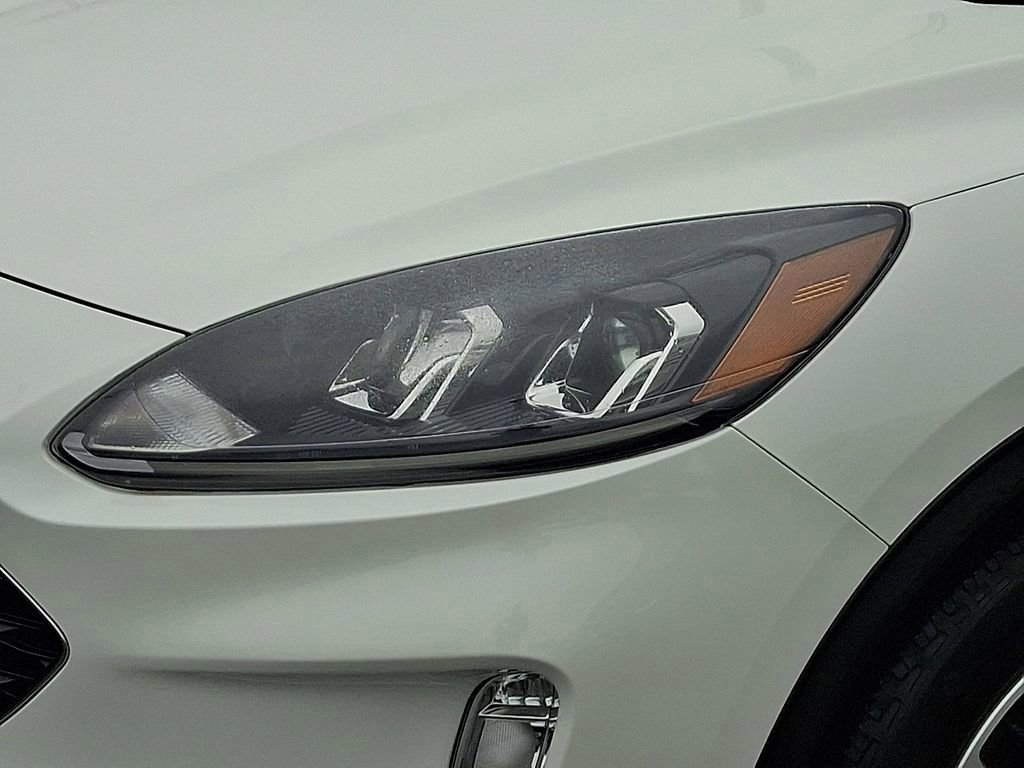 Certified 2022 Ford Escape SEL image 9