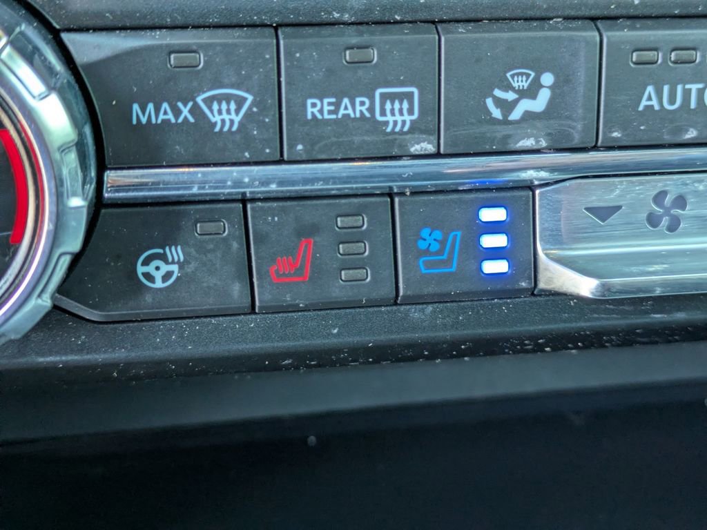 Certified 2022 Ford F150 Raptor w/ Equipment Group 801A High image 22