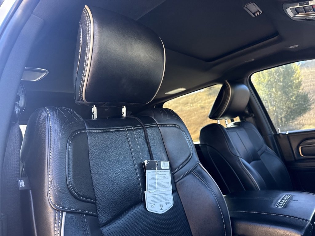 Used 2019 RAM 3500 Limited image 27