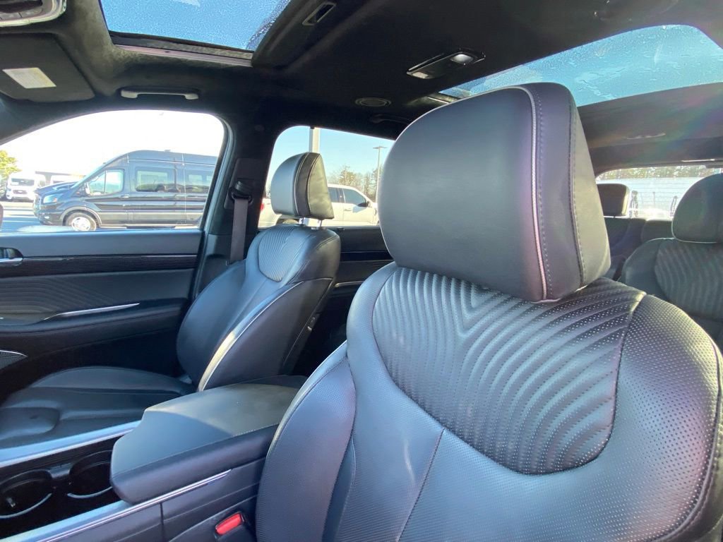 Used 2024 Hyundai Palisade Calligraphy image 20