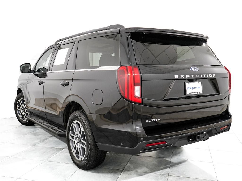 Certified 2025 Ford Expedition Active AWD/4WD image 5