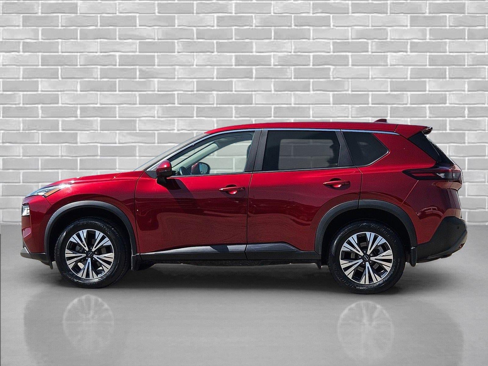Used 2023 Nissan Rogue SV FWD image 8
