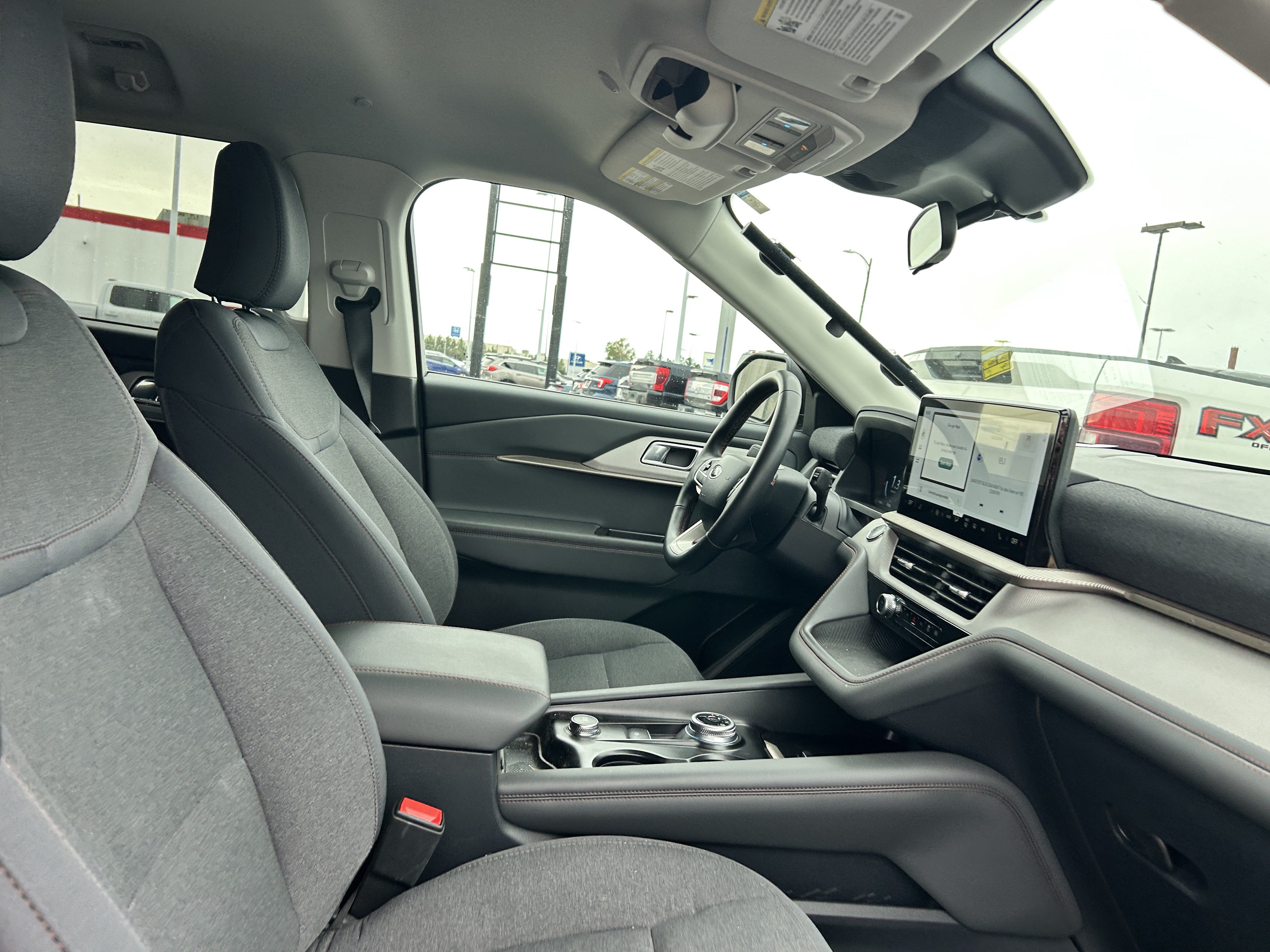 Certified 2025 Ford Explorer Active AWD/4WD image 13