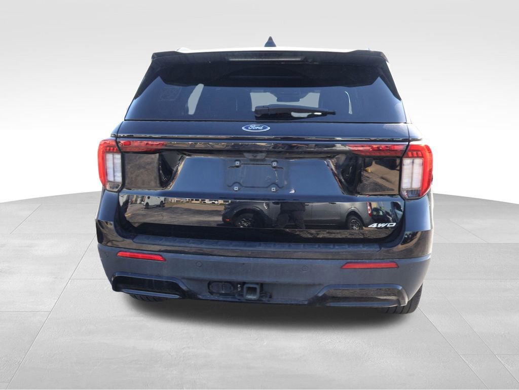 Certified 2025 Ford Explorer ST-Line w/ ST-Line Street Pack image 10