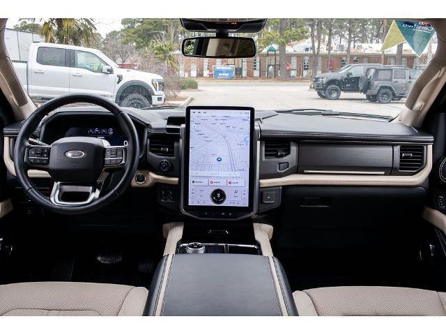 Certified 2024 Ford Expedition Platinum image 12