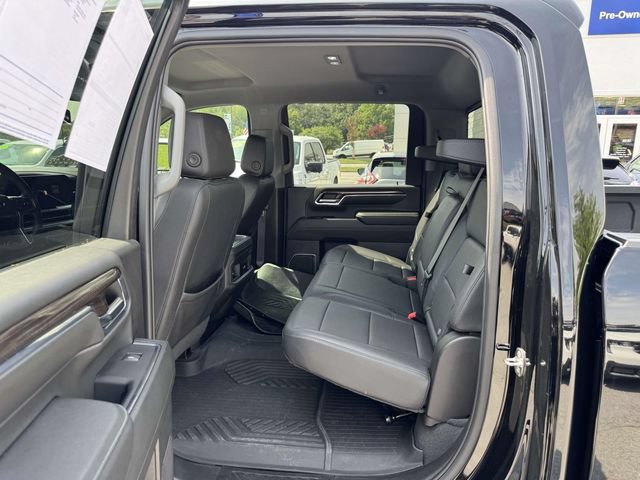 Used 2024 Chevrolet Silverado 3500 LT w/ Midnight Edition AWD/4WD image 18