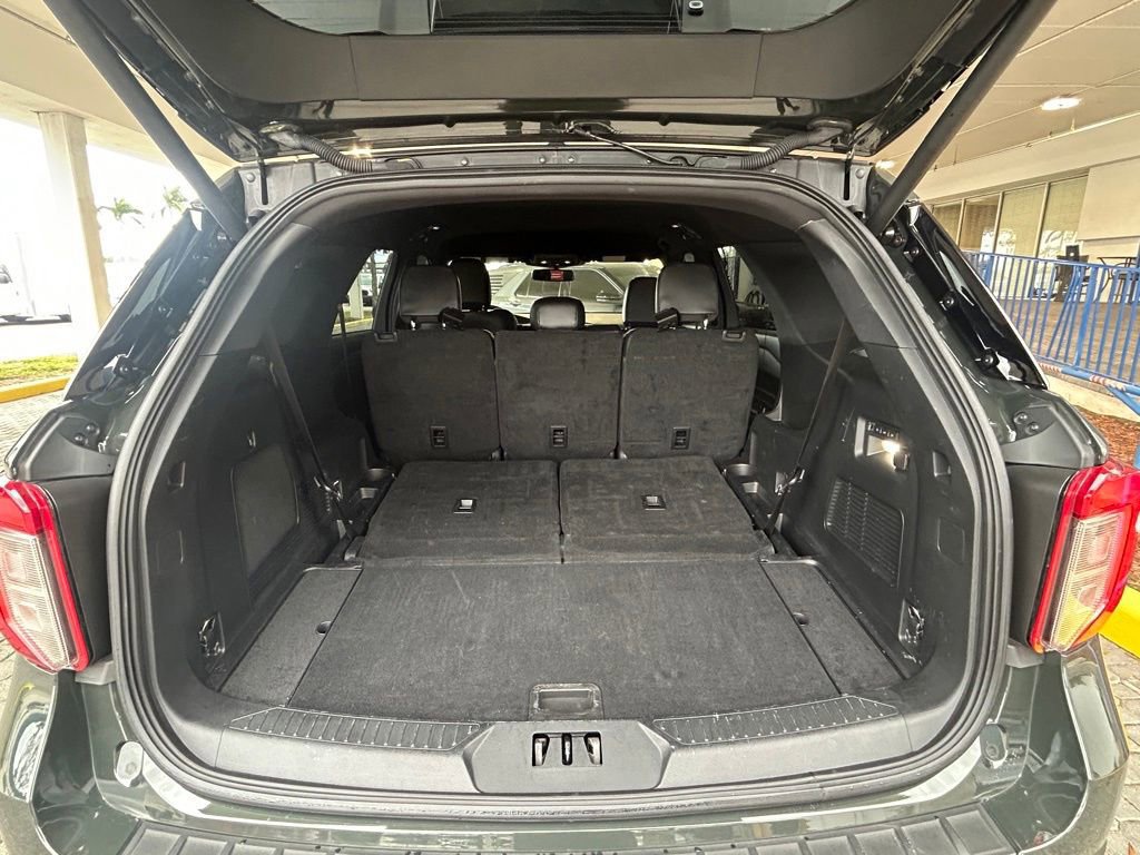 Certified 2022 Ford Explorer ST w/ Equipment Group 401A image 31