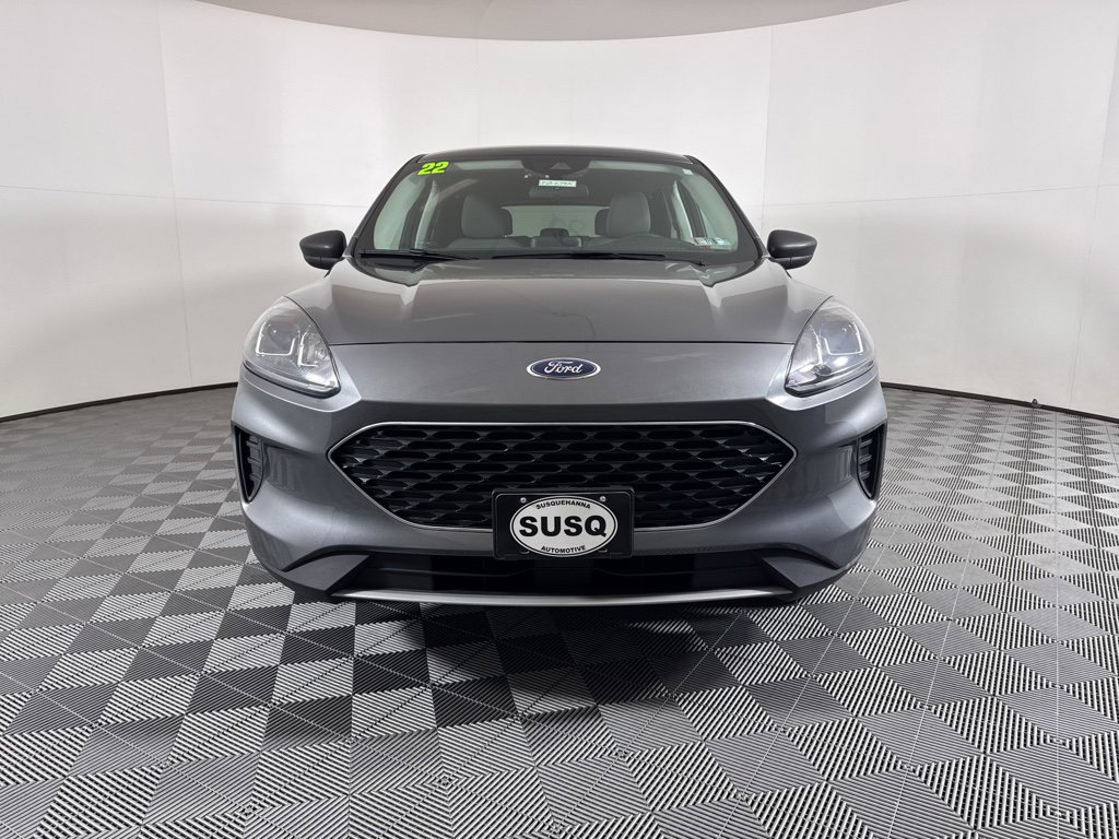 Certified 2022 Ford Escape SE w/ Cold Weather Package image 2