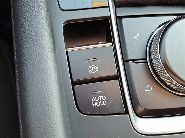 Used 2022 MAZDA MAZDA3 s image 23