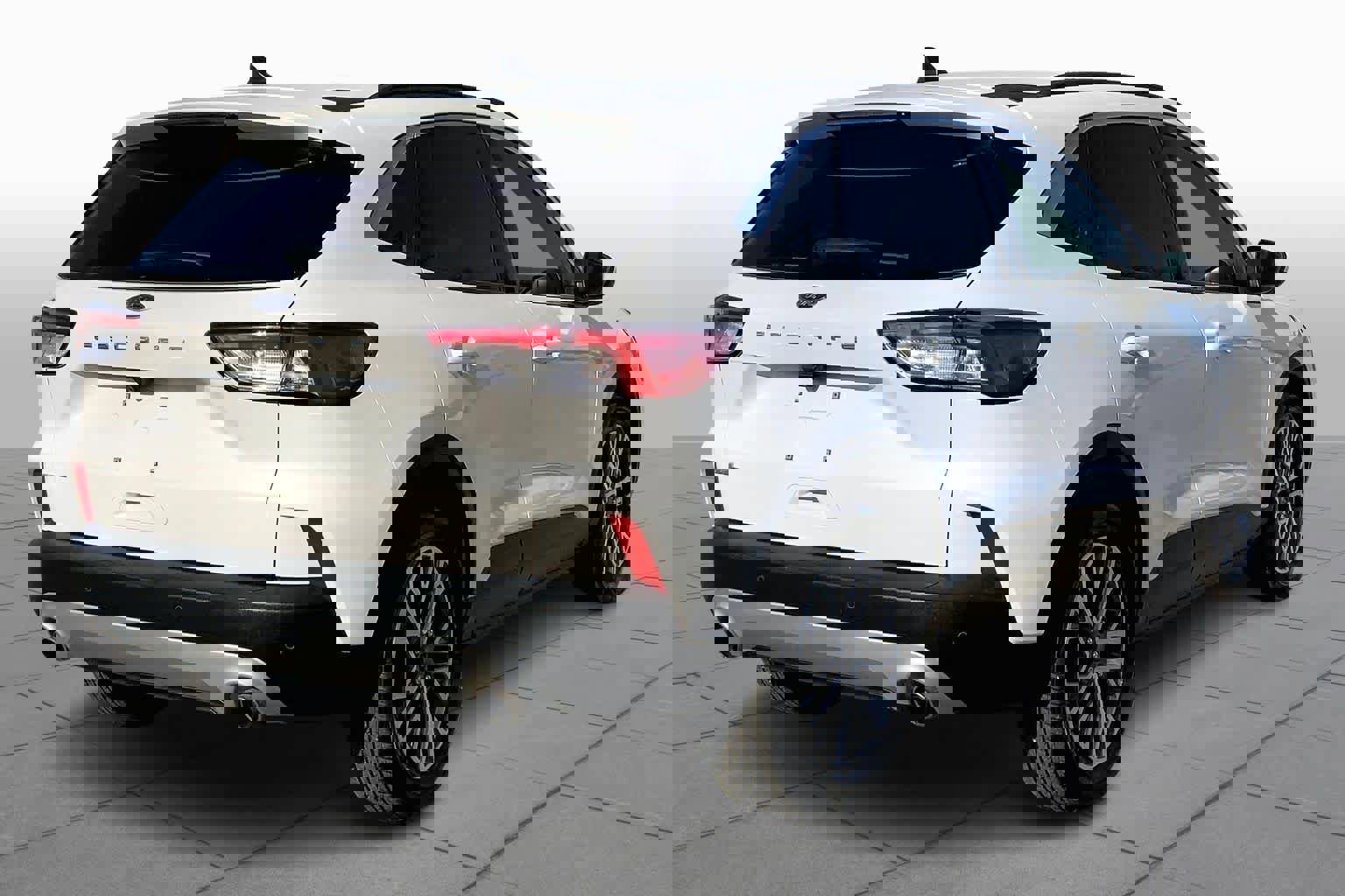 Certified 2022 Ford Escape SEL w/ Technology Package image 4