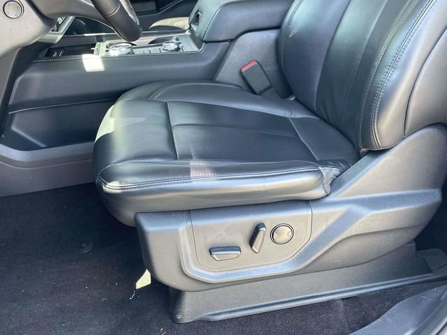 Certified 2023 Ford Expedition XLT image 15