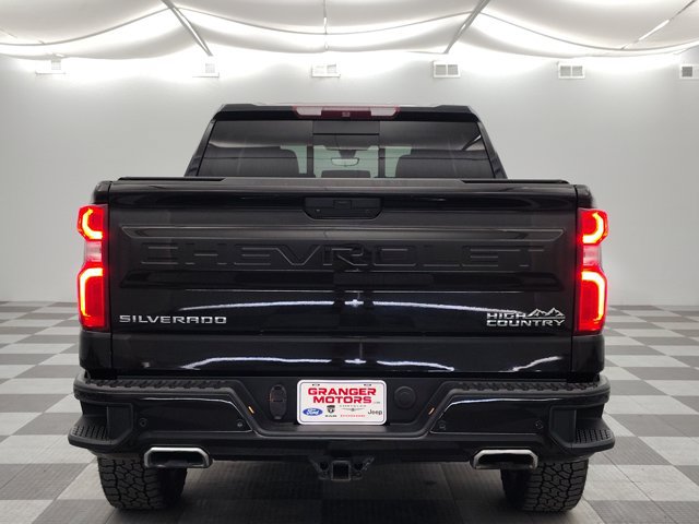 Used 2019 Chevrolet Silverado 1500 High Country w/ Technology Package AWD/4WD image 10