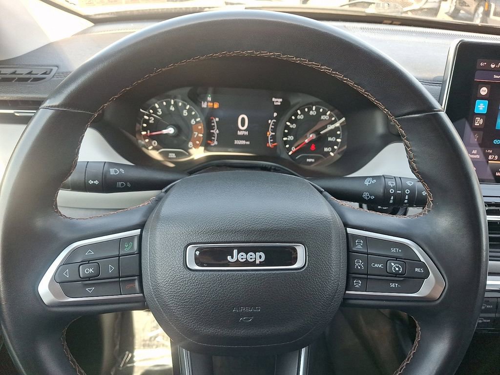 Used 2022 Jeep Compass Limited AWD/4WD image 19