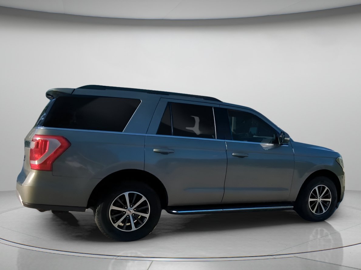 Certified 2019 Ford Expedition XLT w/ Equipment Group 202A RWD image 30