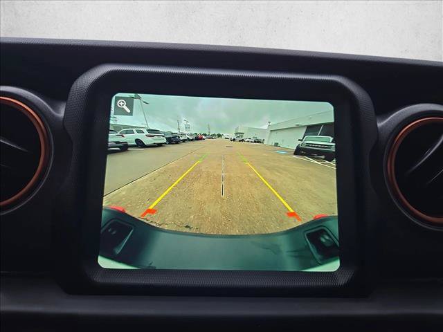 Used 2022 Jeep Gladiator Mojave w/ LED Lighting Group AWD/4WD image 12