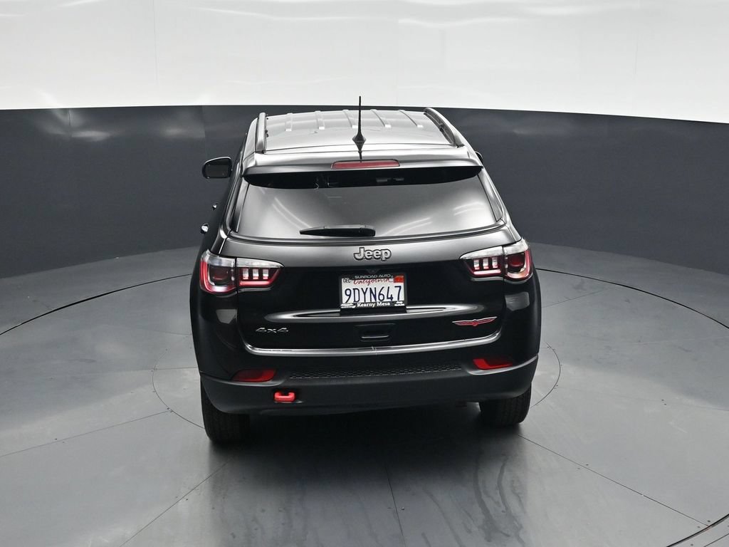 Used 2022 Jeep Compass Trailhawk AWD/4WD image 36